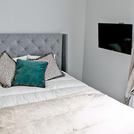 Elegant City Center Apartment 7B Краків Екстер'єр фото