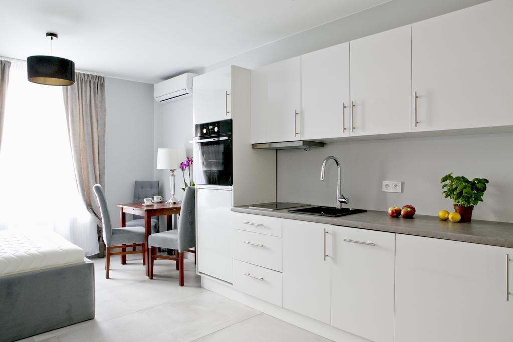 Elegant City Center Apartment 7B Краків Екстер'єр фото