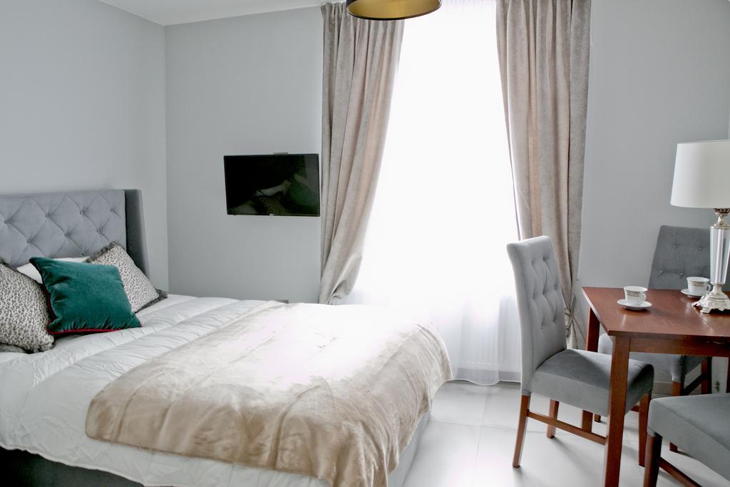 Elegant City Center Apartment 7B Краків Екстер'єр фото